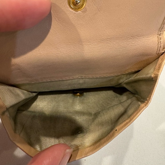 Authentic Prada small soft leather wallet with authenticity card and box - Picture 8 of 15